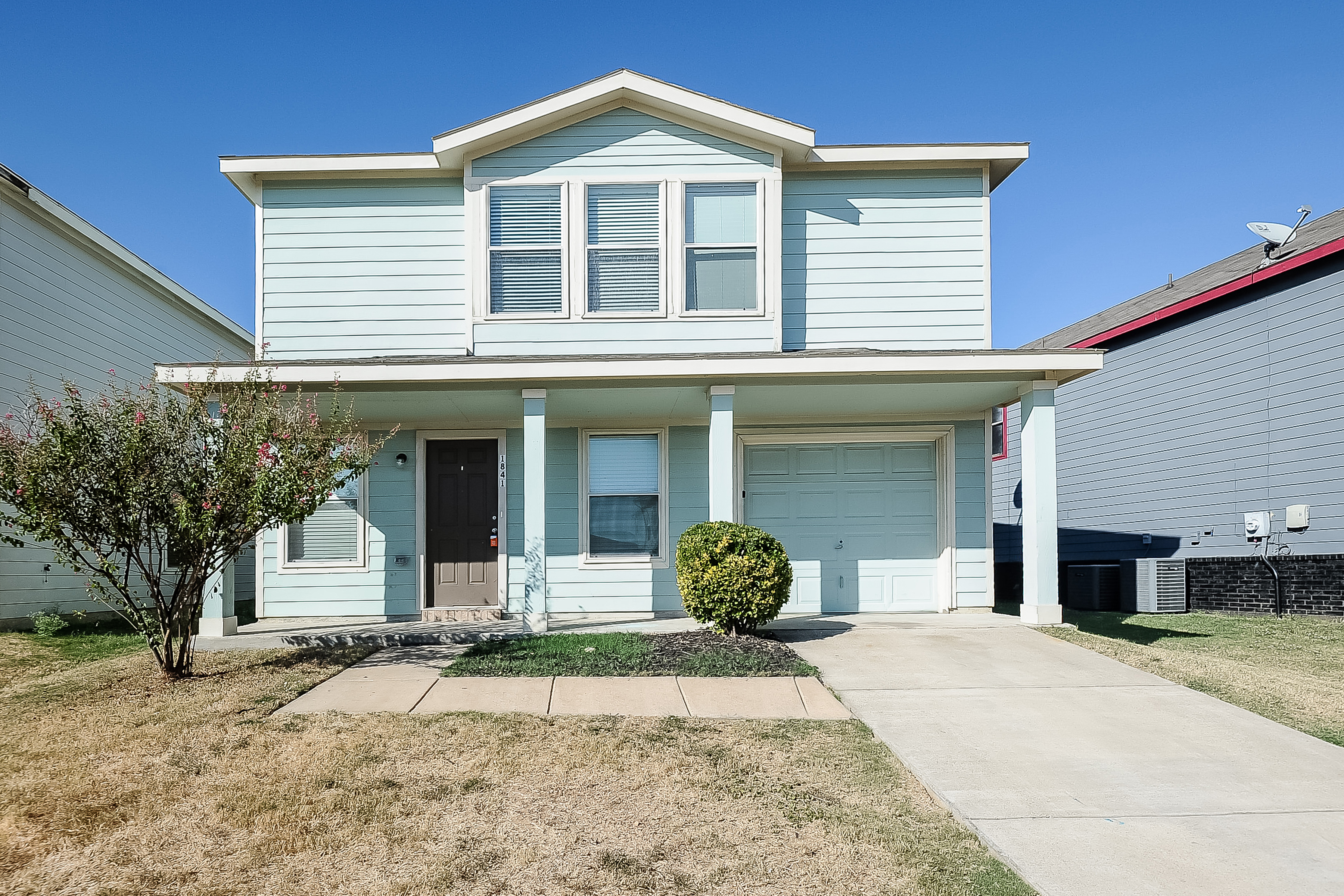 1841 Wickham Dr Burleson, TX 76028